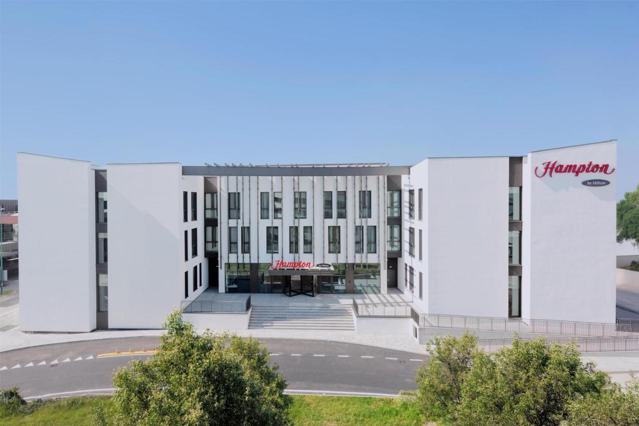 Hampton By Hilton Venice Isola Nuova - 30135 Venezia, Venezia