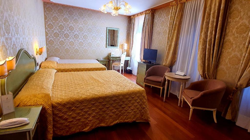 Camera Familiare - Hotel Carlton On The Grand Canal - Foto 2
