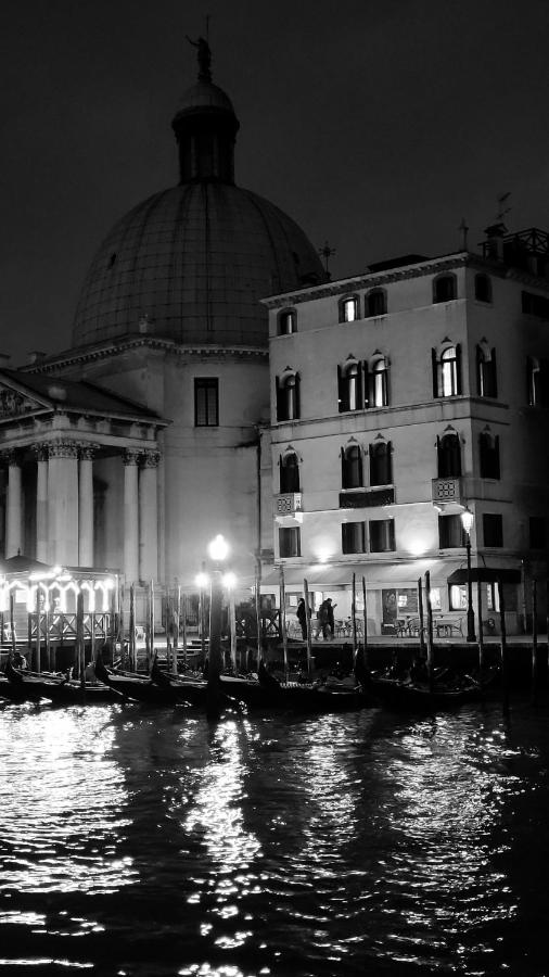 Vista panoramica del Hotel Moresco, hotel 4 stelle nel sestiere di Dorsoduro, Venezia, Italia