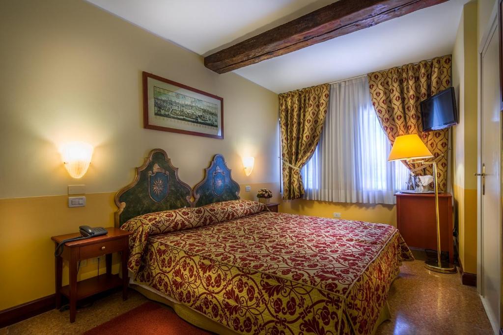 Camera Matrimoniale Superior con Vista Canale - Palazzo Marcello Hotel Al Sole - Foto 2